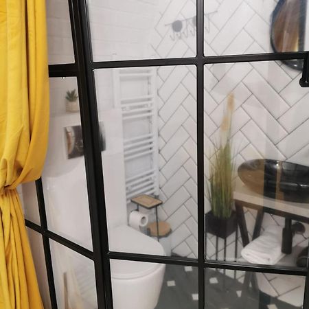 Apartamento Aramis Boutique In Old Town Center Braşov Exterior foto