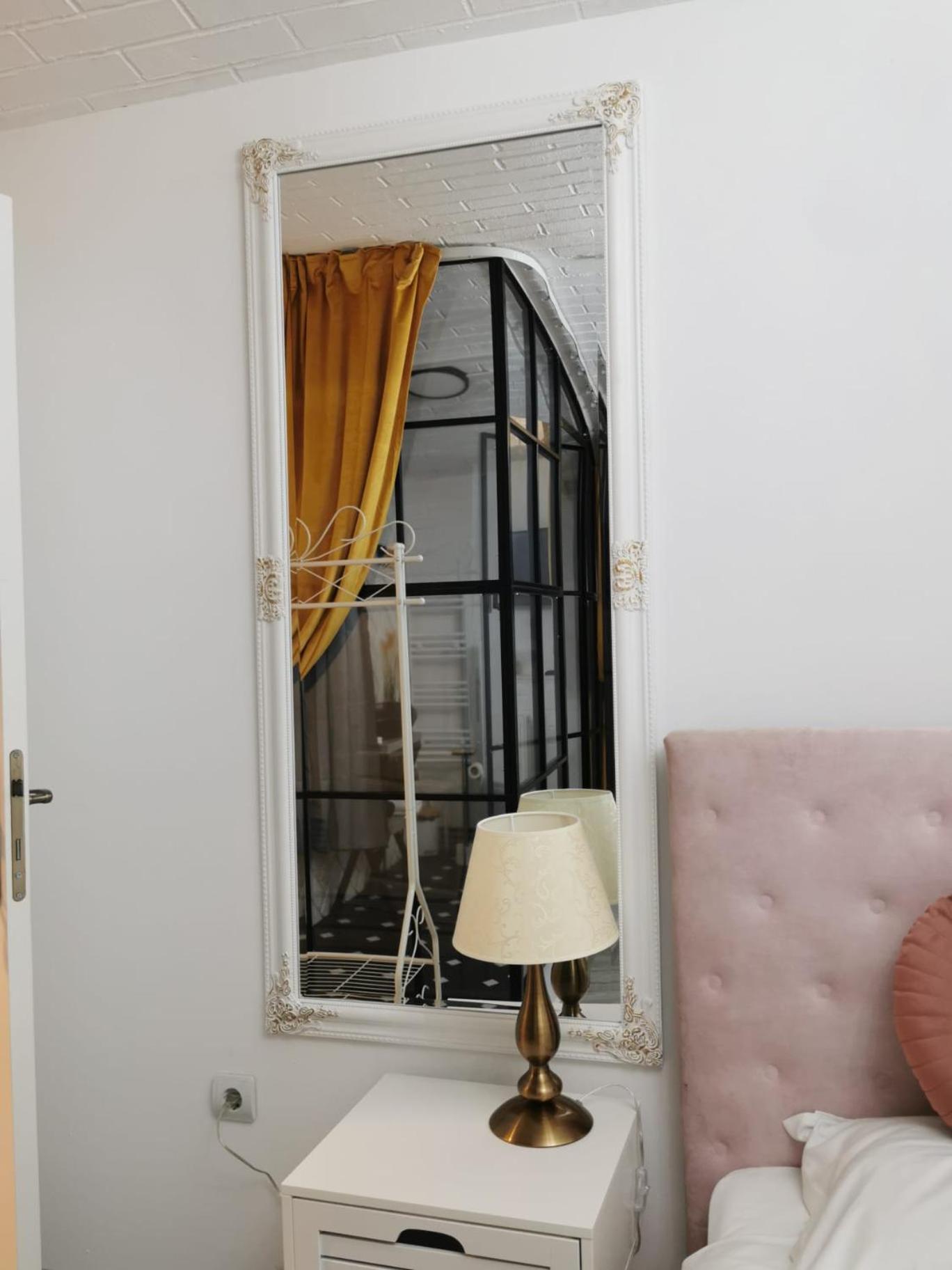 Apartamento Aramis Boutique In Old Town Center Braşov Exterior foto